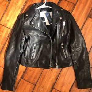 Aritzia leather jacket - REAL LEATHER